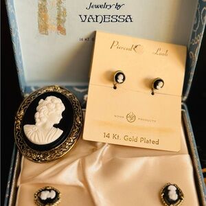 VTG Cameo brooch pin with Two earrings